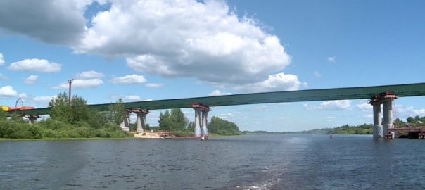 Novii most cherez reku Volhov